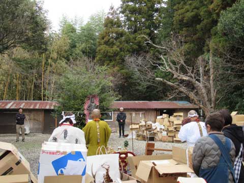 2025年12月27日お焚き上げお手伝いの方